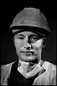 Entretien du canal de Marseille pour l'entreprise Gagneraud, octobre 2009.